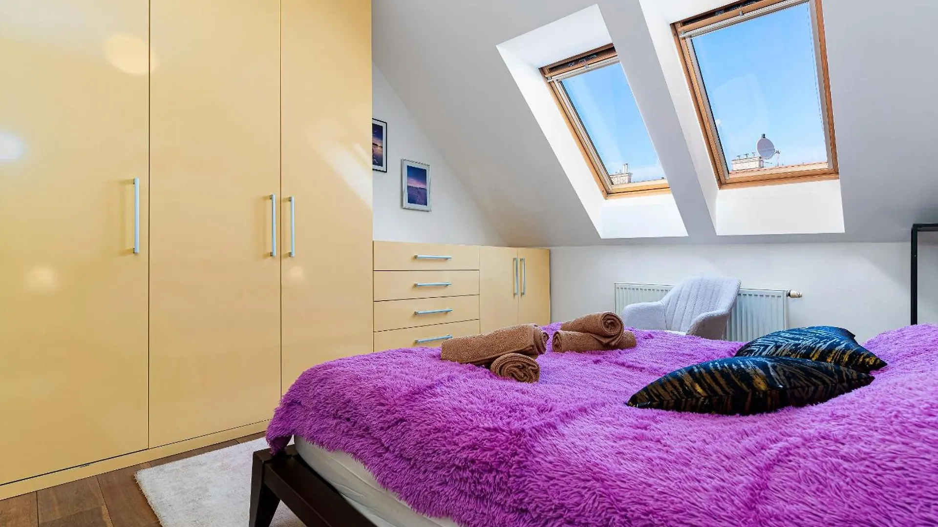 White Rabbit'S Residence Praag