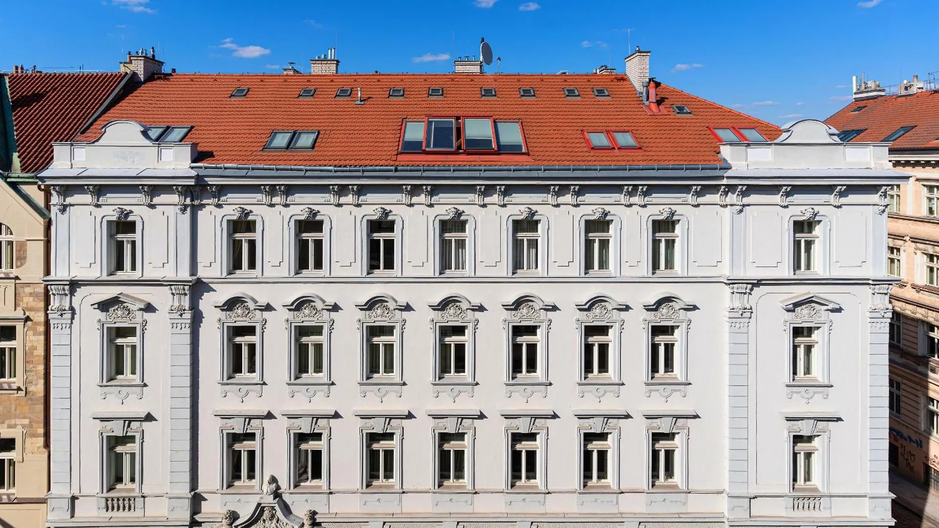 White Rabbit'S Residence Praag